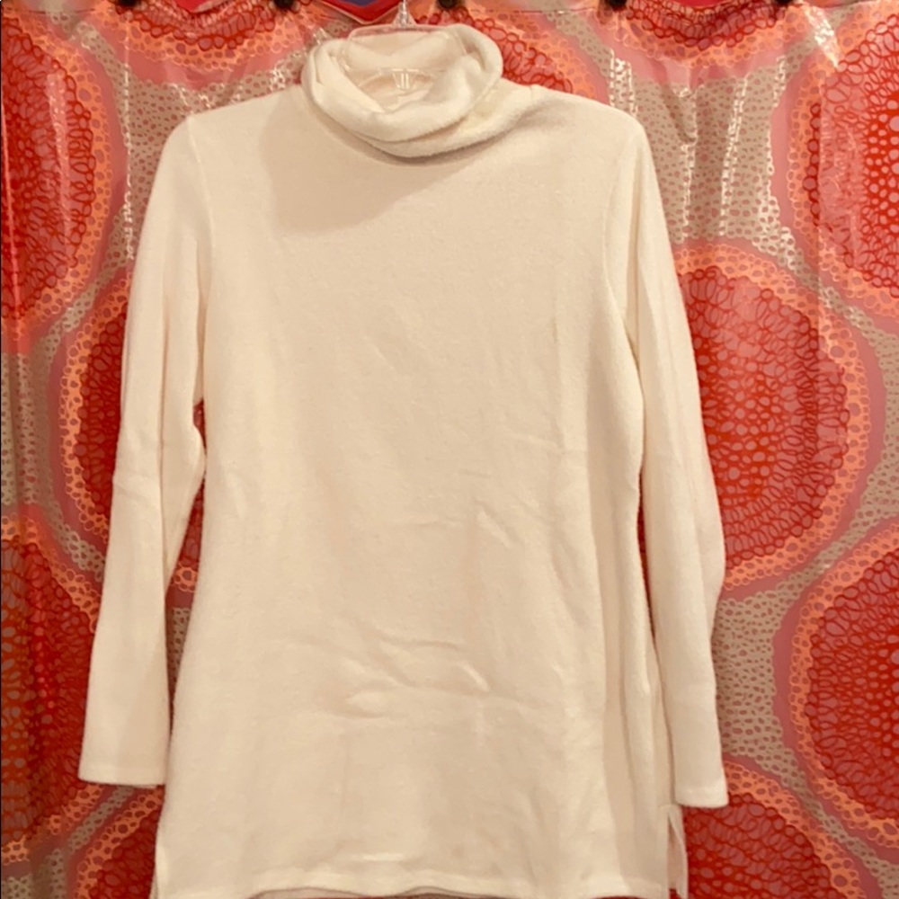 Cream turtle neck